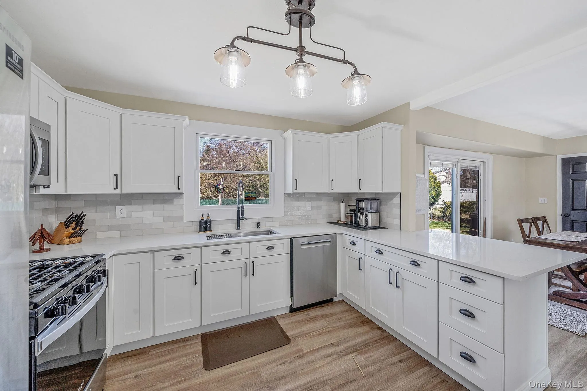 81 Dollard Drive, Babylon, NY, 5 Bedrooms Bedrooms, 9 Rooms Rooms,2 BathroomsBathrooms,Residential,For Rent,Dollard,0,979011 81 Dollard Drive, Babylon, NY, 5 Bedrooms Bedrooms, 9 Rooms Rooms,2 BathroomsBathrooms,Residential,For Rent,Dollard,0,979011