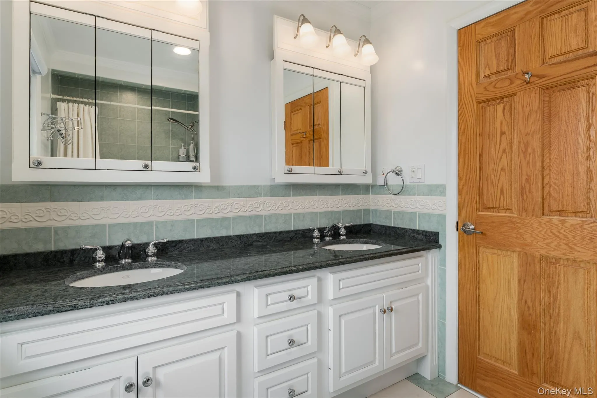 1 Canterbury Road, Harrison, NY, 4 Bedrooms Bedrooms, 10 Rooms Rooms,3 BathroomsBathrooms,Residential Lease,For Rent,Canterbury,0,979026 1 Canterbury Road, Harrison, NY, 4 Bedrooms Bedrooms, 10 Rooms Rooms,3 BathroomsBathrooms,Residential Lease,For Rent,Canterbury,0,979026