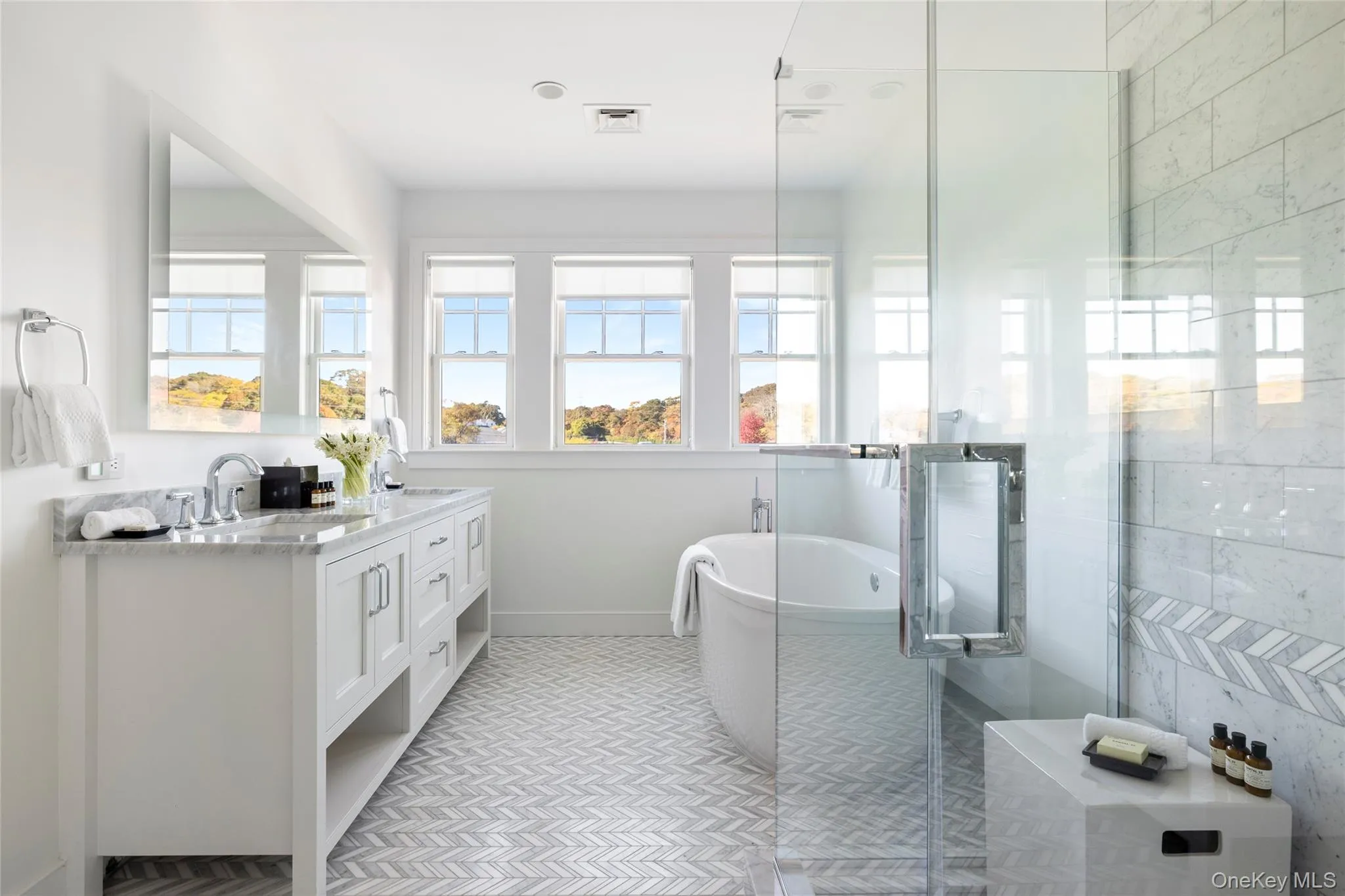7 Old Boathouse Lane, Southampton, NY, 3 Bedrooms Bedrooms, 9 Rooms Rooms,3 BathroomsBathrooms,Residential,For Rent,Old Boathouse,0,979029 7 Old Boathouse Lane, Southampton, NY, 3 Bedrooms Bedrooms, 9 Rooms Rooms,3 BathroomsBathrooms,Residential,For Rent,Old Boathouse,0,979029