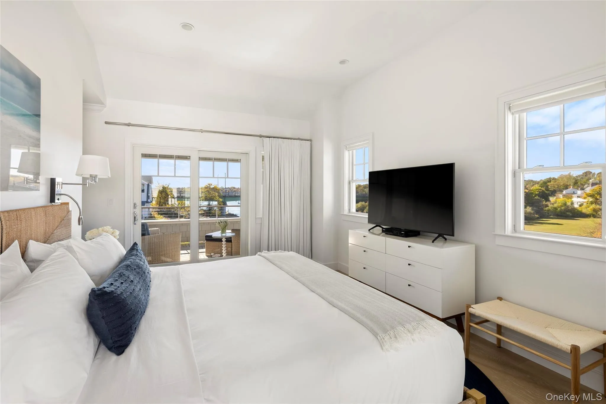 7 Old Boathouse Lane, Southampton, NY, 3 Bedrooms Bedrooms, 9 Rooms Rooms,3 BathroomsBathrooms,Residential,For Rent,Old Boathouse,0,979029 7 Old Boathouse Lane, Southampton, NY, 3 Bedrooms Bedrooms, 9 Rooms Rooms,3 BathroomsBathrooms,Residential,For Rent,Old Boathouse,0,979029