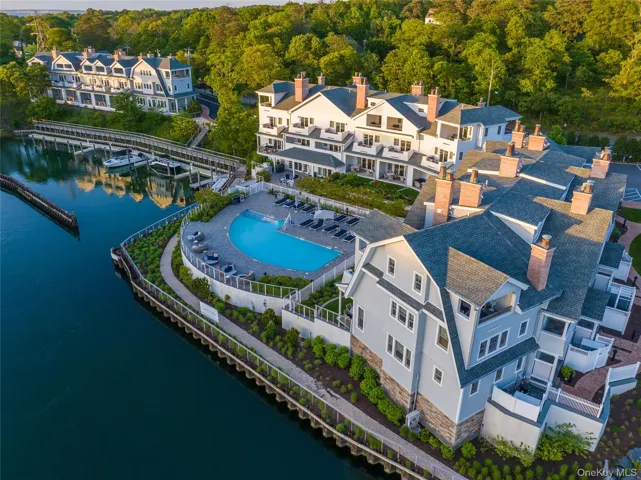 7 Old Boathouse S Lane, Southampton, New York 11946