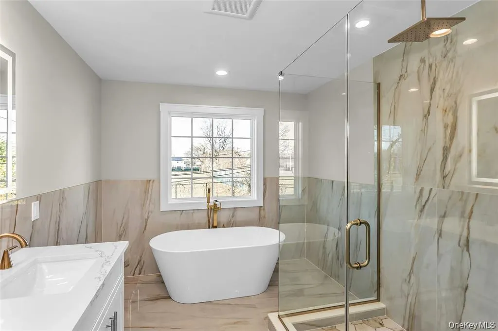 2000 Wilson Avenue, Hempstead, NY, 5 Bedrooms Bedrooms, 9 Rooms Rooms,3 BathroomsBathrooms,Residential,For Rent,Wilson,0,979034 2000 Wilson Avenue, Hempstead, NY, 5 Bedrooms Bedrooms, 9 Rooms Rooms,3 BathroomsBathrooms,Residential,For Rent,Wilson,0,979034