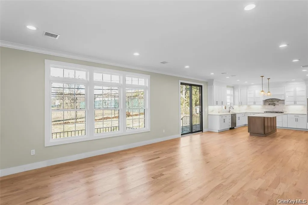2000 Wilson Avenue, Hempstead, NY, 5 Bedrooms Bedrooms, 9 Rooms Rooms,3 BathroomsBathrooms,Residential,For Rent,Wilson,0,979034 2000 Wilson Avenue, Hempstead, NY, 5 Bedrooms Bedrooms, 9 Rooms Rooms,3 BathroomsBathrooms,Residential,For Rent,Wilson,0,979034