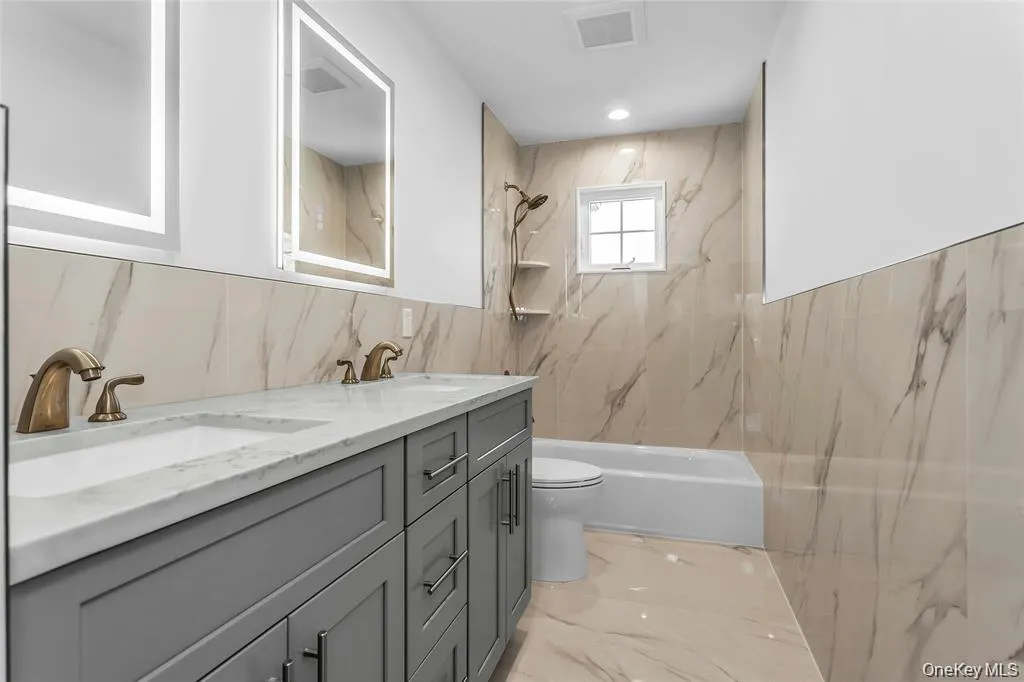 2000 Wilson Avenue, Hempstead, NY, 5 Bedrooms Bedrooms, 9 Rooms Rooms,3 BathroomsBathrooms,Residential,For Rent,Wilson,0,979034 2000 Wilson Avenue, Hempstead, NY, 5 Bedrooms Bedrooms, 9 Rooms Rooms,3 BathroomsBathrooms,Residential,For Rent,Wilson,0,979034