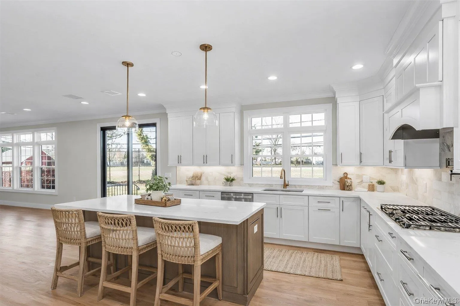 2000 Wilson Avenue, Hempstead, NY, 5 Bedrooms Bedrooms, 9 Rooms Rooms,3 BathroomsBathrooms,Residential,For Rent,Wilson,0,979034 2000 Wilson Avenue, Hempstead, NY, 5 Bedrooms Bedrooms, 9 Rooms Rooms,3 BathroomsBathrooms,Residential,For Rent,Wilson,0,979034