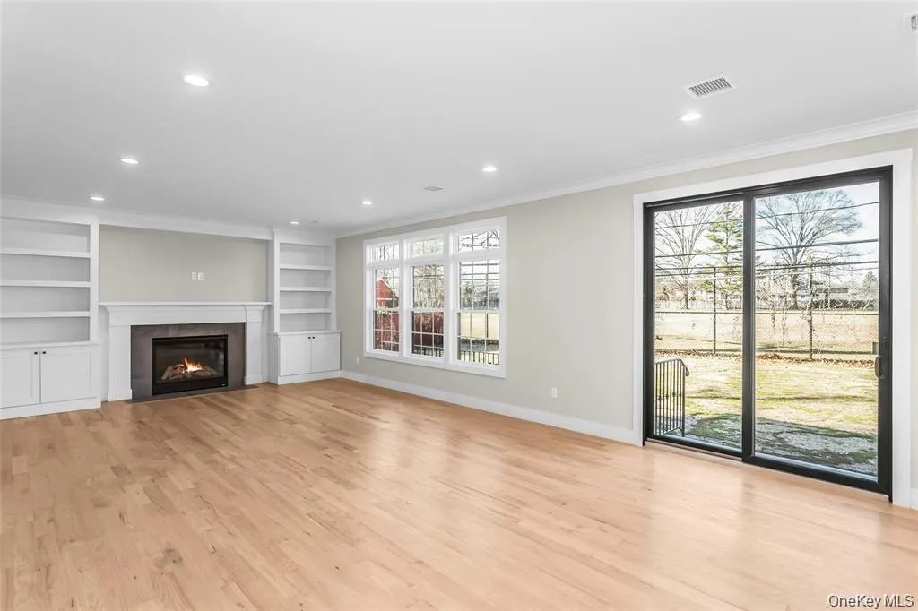 2000 Wilson Avenue, Hempstead, NY, 5 Bedrooms Bedrooms, 9 Rooms Rooms,3 BathroomsBathrooms,Residential,For Rent,Wilson,0,979034 2000 Wilson Avenue, Hempstead, NY, 5 Bedrooms Bedrooms, 9 Rooms Rooms,3 BathroomsBathrooms,Residential,For Rent,Wilson,0,979034