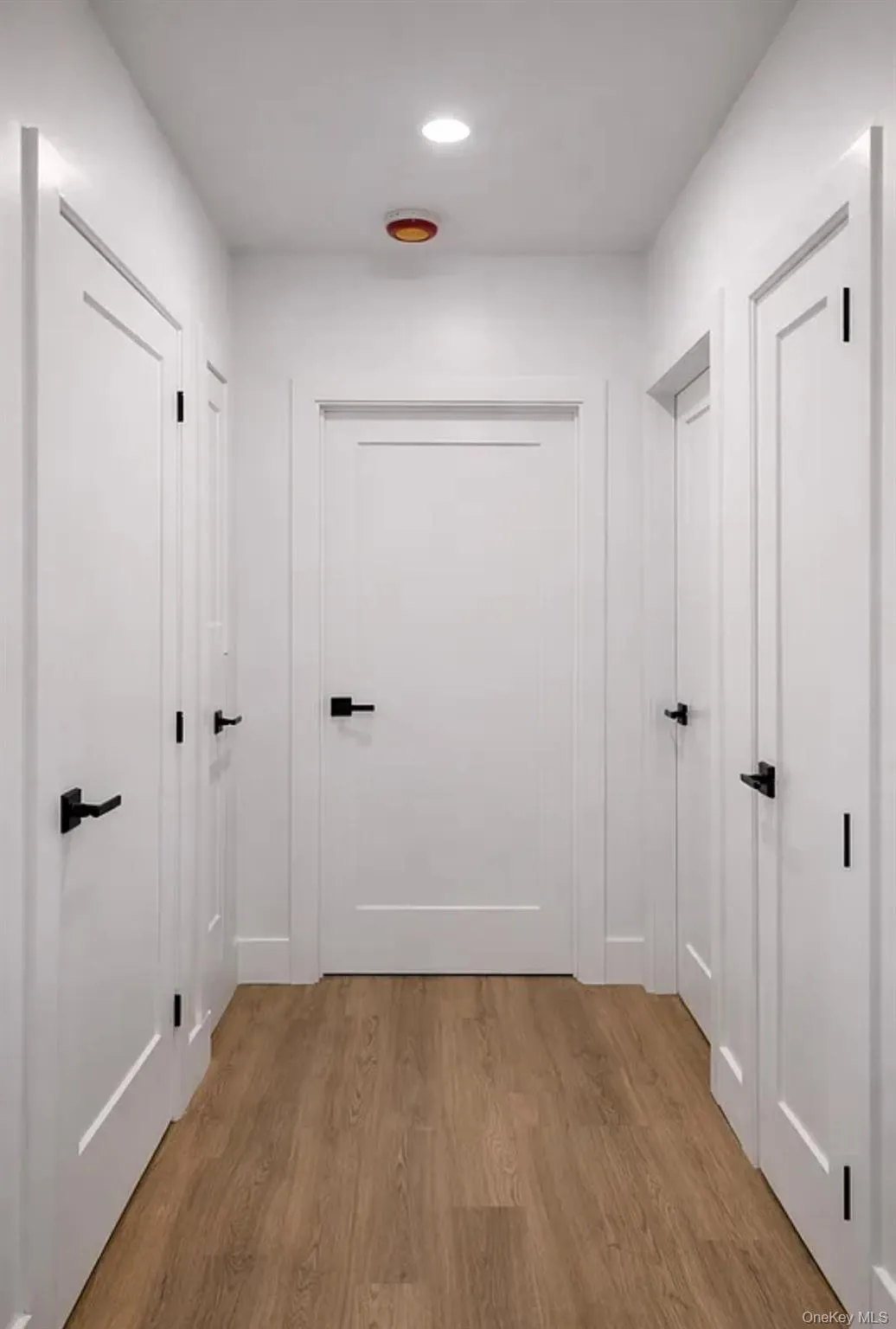 98-07 37th Avenue, New York, NY, 3 Bedrooms Bedrooms, 5 Rooms Rooms,1 BathroomBathrooms,Residential Lease,For Rent,37th,0,979040 98-07 37th Avenue, New York, NY, 3 Bedrooms Bedrooms, 5 Rooms Rooms,1 BathroomBathrooms,Residential Lease,For Rent,37th,0,979040