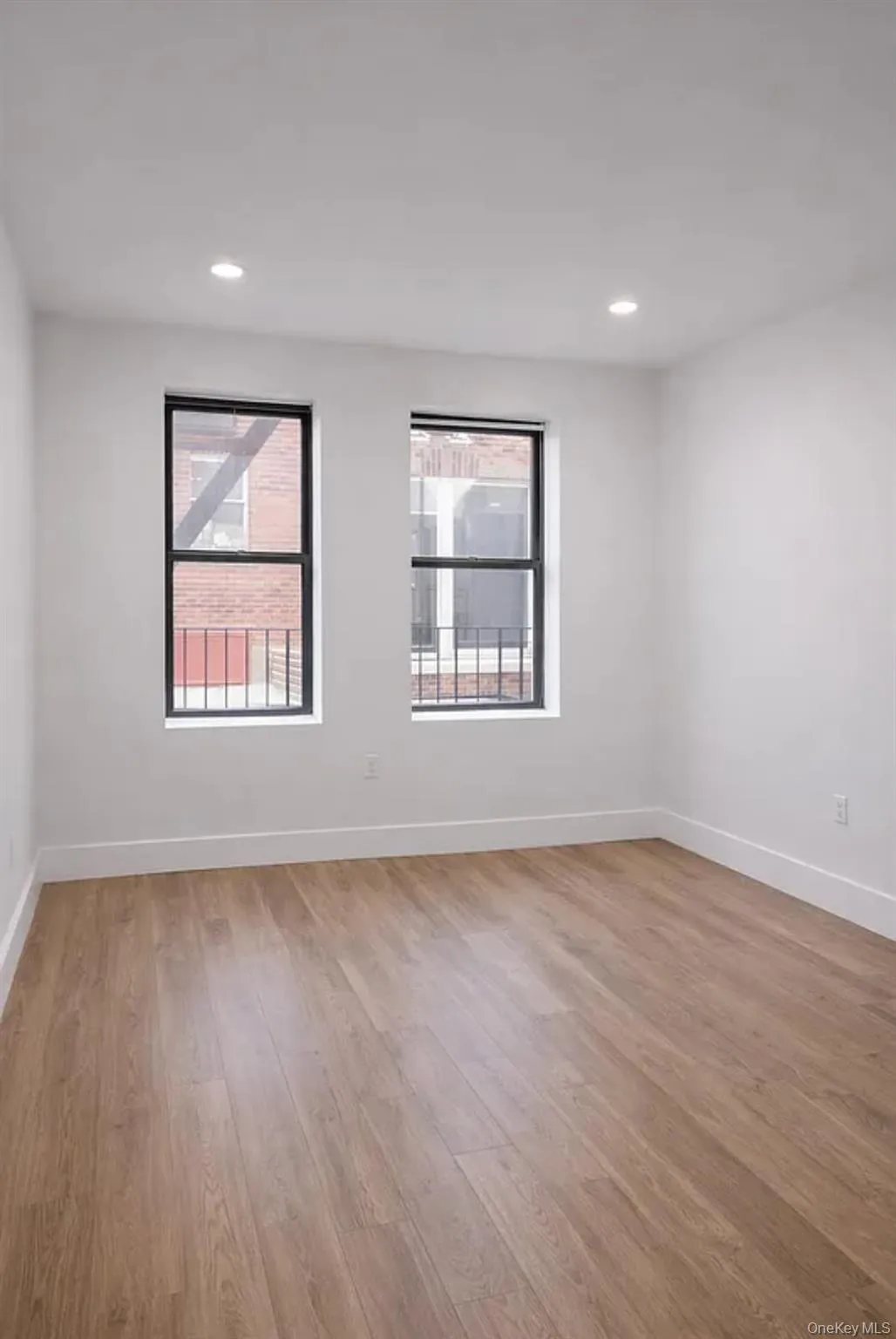 98-07 37th Avenue, New York, NY, 3 Bedrooms Bedrooms, 5 Rooms Rooms,1 BathroomBathrooms,Residential Lease,For Rent,37th,0,979040 98-07 37th Avenue, New York, NY, 3 Bedrooms Bedrooms, 5 Rooms Rooms,1 BathroomBathrooms,Residential Lease,For Rent,37th,0,979040