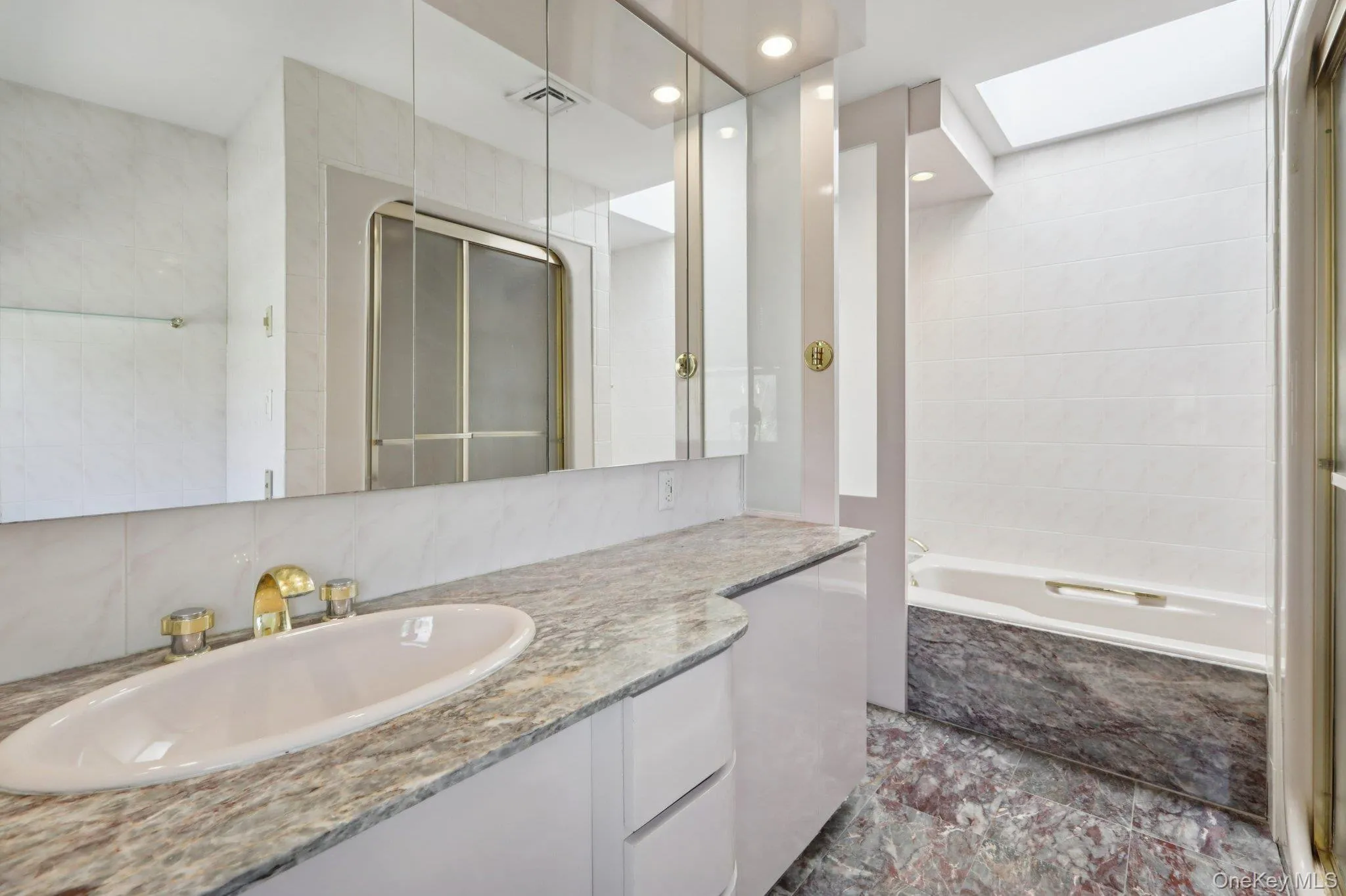 17 Rolling Ridge Road, Clarkstown, NY, 5 Bedrooms Bedrooms, 15 Rooms Rooms,3 BathroomsBathrooms,Residential,For Rent,Rolling Ridge,0,979049 17 Rolling Ridge Road, Clarkstown, NY, 5 Bedrooms Bedrooms, 15 Rooms Rooms,3 BathroomsBathrooms,Residential,For Rent,Rolling Ridge,0,979049