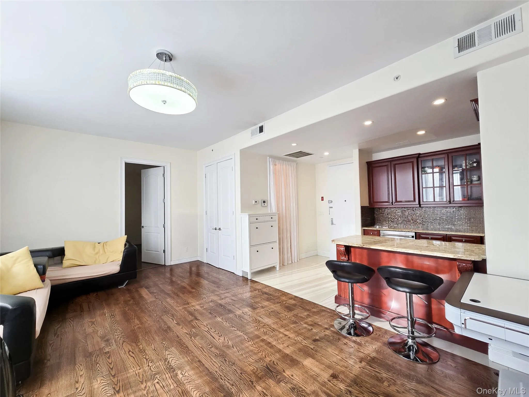 63-36 99 Sreet, New York, NY, 2 Bedrooms Bedrooms, 5 Rooms Rooms,2 BathroomsBathrooms,Residential,For Rent,99 Sreet,0,979056 63-36 99 Sreet, New York, NY, 2 Bedrooms Bedrooms, 5 Rooms Rooms,2 BathroomsBathrooms,Residential,For Rent,99 Sreet,0,979056