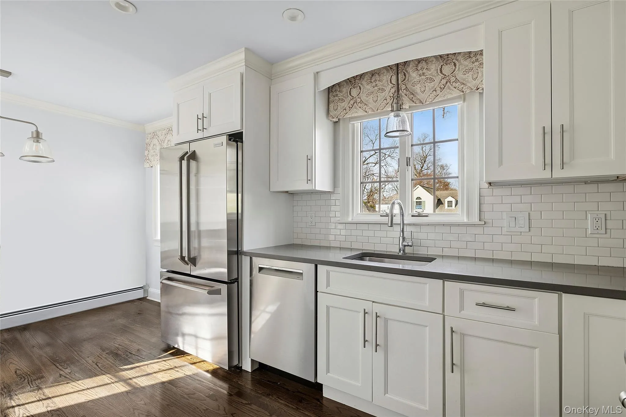 44 Old Ox Road, North Hempstead, NY, 3 Bedrooms Bedrooms, 8 Rooms Rooms,2 BathroomsBathrooms,Residential Lease,For Rent,Old Ox,0,979068 44 Old Ox Road, North Hempstead, NY, 3 Bedrooms Bedrooms, 8 Rooms Rooms,2 BathroomsBathrooms,Residential Lease,For Rent,Old Ox,0,979068