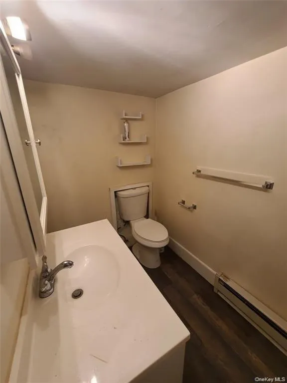 55 Walton Terrace, Monroe, NY, 1 Bedroom Bedrooms, 3 Rooms Rooms,1 BathroomBathrooms,Residential Lease,For Rent,Walton,0,979069 55 Walton Terrace, Monroe, NY, 1 Bedroom Bedrooms, 3 Rooms Rooms,1 BathroomBathrooms,Residential Lease,For Rent,Walton,0,979069
