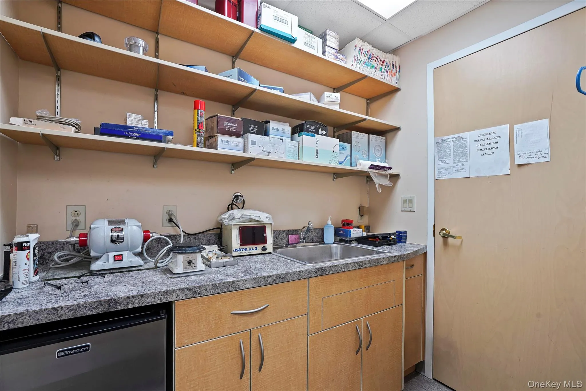 84-10 153rd Avenue, New York, NY, ,Commercial Lease,For Rent,153rd,0,979087 84-10 153rd Avenue, New York, NY, ,Commercial Lease,For Rent,153rd,0,979087