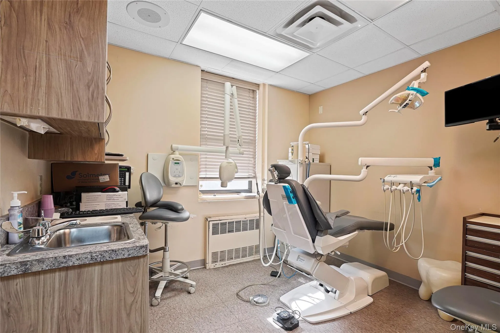 84-10 153rd Avenue, New York, NY, ,Commercial Lease,For Rent,153rd,0,979087 84-10 153rd Avenue, New York, NY, ,Commercial Lease,For Rent,153rd,0,979087