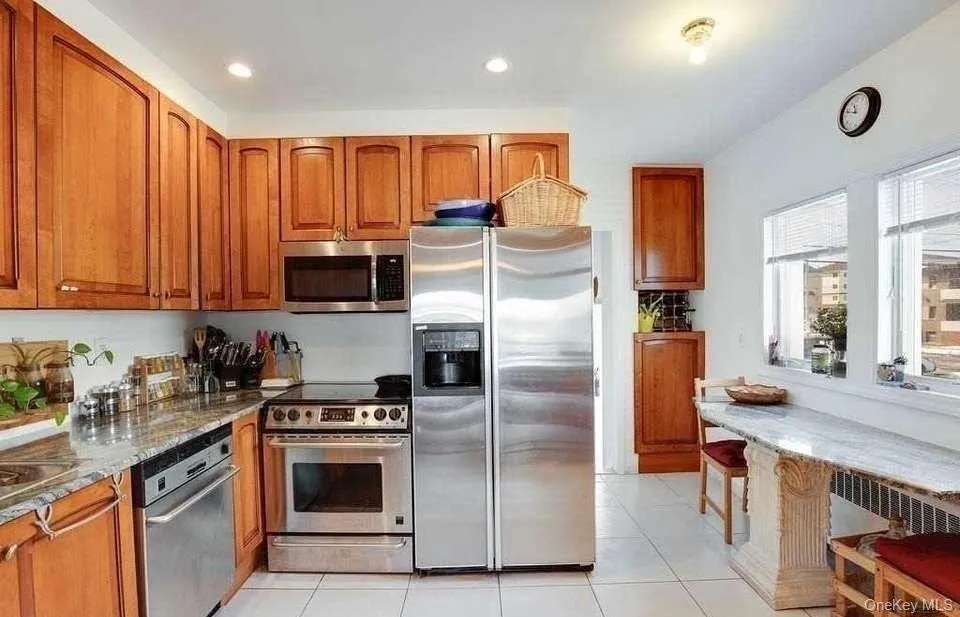 380 Penn Street, Long Beach, NY, 6 Bedrooms Bedrooms, 6 Rooms Rooms,4 BathroomsBathrooms,Residential Lease,For Rent,Penn,0,979090 380 Penn Street, Long Beach, NY, 6 Bedrooms Bedrooms, 6 Rooms Rooms,4 BathroomsBathrooms,Residential Lease,For Rent,Penn,0,979090