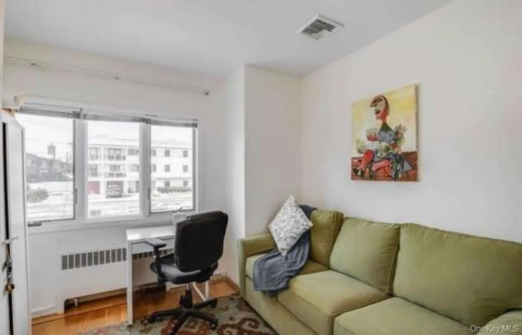 380 Penn Street, Long Beach, NY, 6 Bedrooms Bedrooms, 6 Rooms Rooms,4 BathroomsBathrooms,Residential Lease,For Rent,Penn,0,979090 380 Penn Street, Long Beach, NY, 6 Bedrooms Bedrooms, 6 Rooms Rooms,4 BathroomsBathrooms,Residential Lease,For Rent,Penn,0,979090