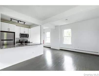 144 Union, Poughkeepsie, NY, 2 Rooms Rooms,1 BathroomBathrooms,Residential Lease,For Rent,Union,0,979102 144 Union, Poughkeepsie, NY, 2 Rooms Rooms,1 BathroomBathrooms,Residential Lease,For Rent,Union,0,979102