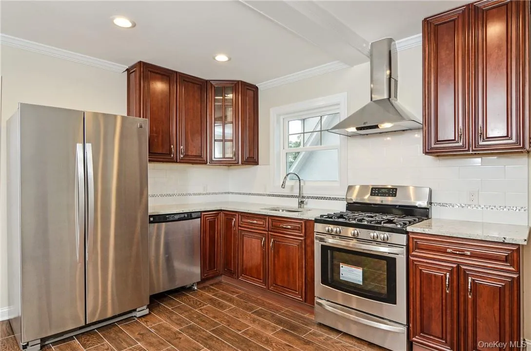 304 Battle Avenue, White Plains, NY, 3 Bedrooms Bedrooms, 6 Rooms Rooms,1 BathroomBathrooms,Residential Lease,For Rent,Battle,0,979106 304 Battle Avenue, White Plains, NY, 3 Bedrooms Bedrooms, 6 Rooms Rooms,1 BathroomBathrooms,Residential Lease,For Rent,Battle,0,979106