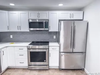 453 Vineyard Avenue, Lloyd, NY, 3 Bedrooms Bedrooms, 4 Rooms Rooms,1 BathroomBathrooms,Residential Lease,For Rent,Vineyard,0,979107 453 Vineyard Avenue, Lloyd, NY, 3 Bedrooms Bedrooms, 4 Rooms Rooms,1 BathroomBathrooms,Residential Lease,For Rent,Vineyard,0,979107