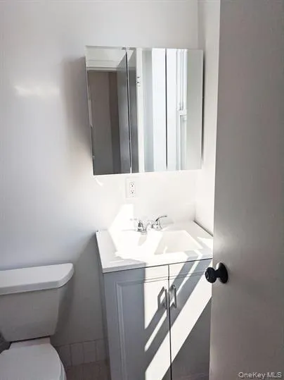 24-26 Academy Street, Poughkeepsie, NY, 2 Bedrooms Bedrooms, 3 Rooms Rooms,1 BathroomBathrooms,Residential Lease,For Rent,Academy,0,979126 24-26 Academy Street, Poughkeepsie, NY, 2 Bedrooms Bedrooms, 3 Rooms Rooms,1 BathroomBathrooms,Residential Lease,For Rent,Academy,0,979126
