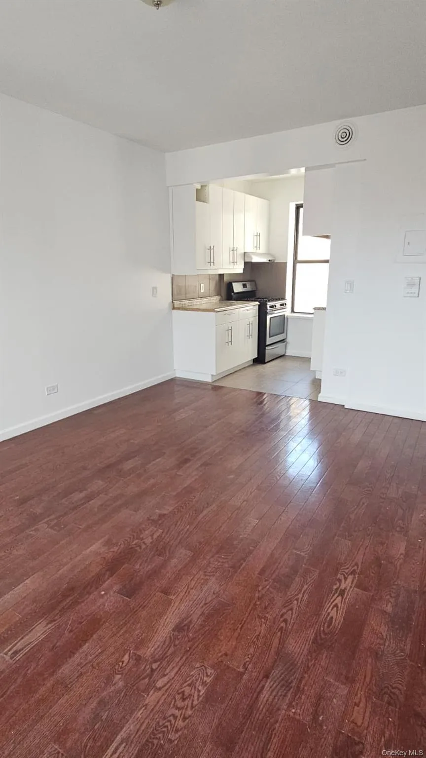 76 Bay 23rd Street, New York, NY, 3 Bedrooms Bedrooms, 6 Rooms Rooms,1 BathroomBathrooms,Residential Lease,For Rent,Bay 23rd,0,979134 76 Bay 23rd Street, New York, NY, 3 Bedrooms Bedrooms, 6 Rooms Rooms,1 BathroomBathrooms,Residential Lease,For Rent,Bay 23rd,0,979134