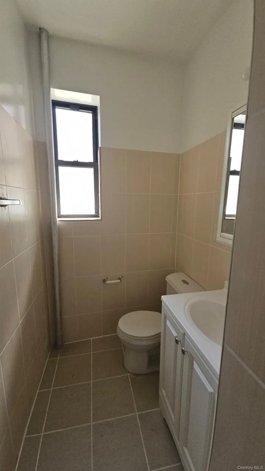 76 Bay 23rd Street, New York, NY, 3 Bedrooms Bedrooms, 6 Rooms Rooms,1 BathroomBathrooms,Residential Lease,For Rent,Bay 23rd,0,979134 76 Bay 23rd Street, New York, NY, 3 Bedrooms Bedrooms, 6 Rooms Rooms,1 BathroomBathrooms,Residential Lease,For Rent,Bay 23rd,0,979134