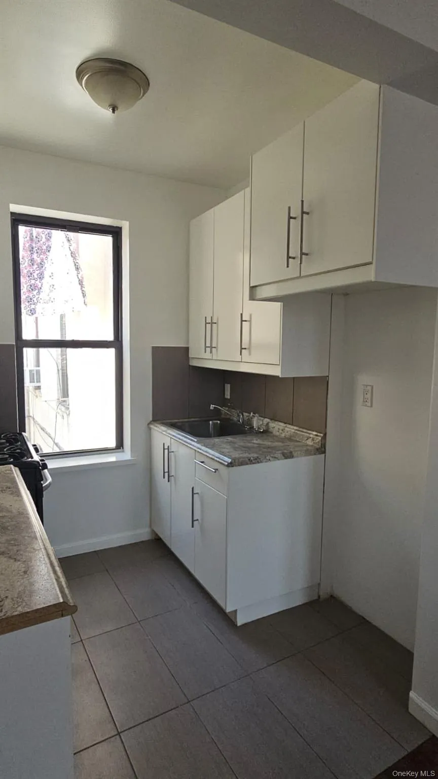 76 Bay 23rd Street, New York, NY, 3 Bedrooms Bedrooms, 6 Rooms Rooms,1 BathroomBathrooms,Residential Lease,For Rent,Bay 23rd,0,979134 76 Bay 23rd Street, New York, NY, 3 Bedrooms Bedrooms, 6 Rooms Rooms,1 BathroomBathrooms,Residential Lease,For Rent,Bay 23rd,0,979134
