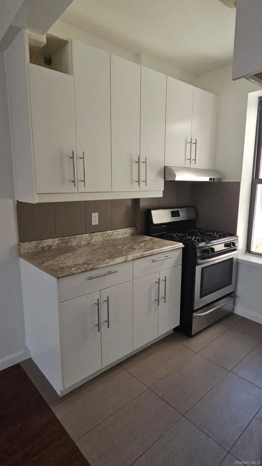 76 Bay 23rd Street, New York, NY, 3 Bedrooms Bedrooms, 6 Rooms Rooms,1 BathroomBathrooms,Residential Lease,For Rent,Bay 23rd,0,979134 76 Bay 23rd Street, New York, NY, 3 Bedrooms Bedrooms, 6 Rooms Rooms,1 BathroomBathrooms,Residential Lease,For Rent,Bay 23rd,0,979134