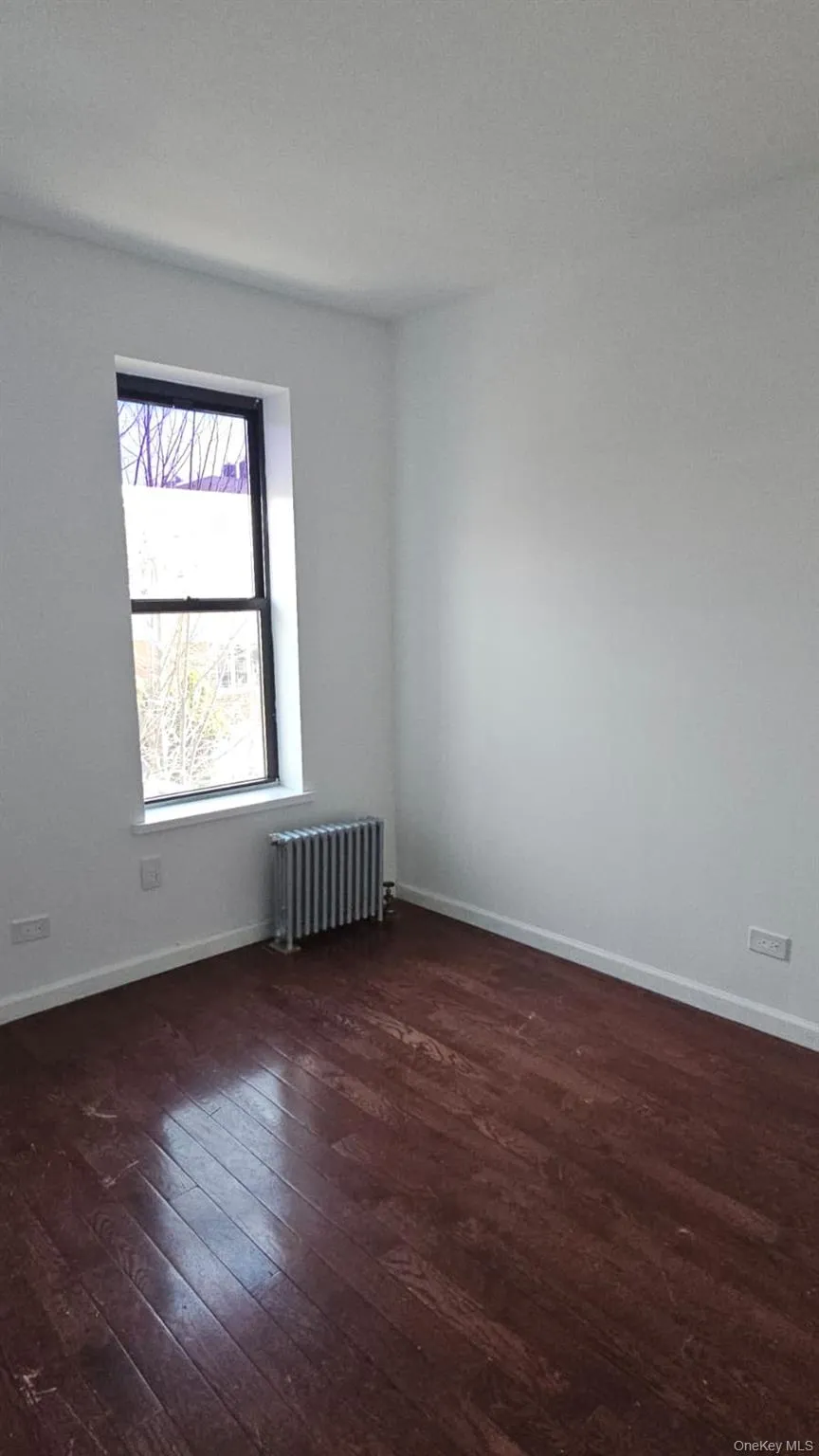 76 Bay 23rd Street, New York, NY, 3 Bedrooms Bedrooms, 6 Rooms Rooms,1 BathroomBathrooms,Residential Lease,For Rent,Bay 23rd,0,979134 76 Bay 23rd Street, New York, NY, 3 Bedrooms Bedrooms, 6 Rooms Rooms,1 BathroomBathrooms,Residential Lease,For Rent,Bay 23rd,0,979134