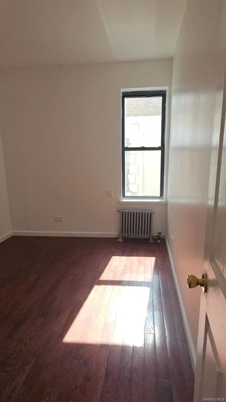 76 Bay 23rd Street, New York, NY, 3 Bedrooms Bedrooms, 6 Rooms Rooms,1 BathroomBathrooms,Residential Lease,For Rent,Bay 23rd,0,979134 76 Bay 23rd Street, New York, NY, 3 Bedrooms Bedrooms, 6 Rooms Rooms,1 BathroomBathrooms,Residential Lease,For Rent,Bay 23rd,0,979134