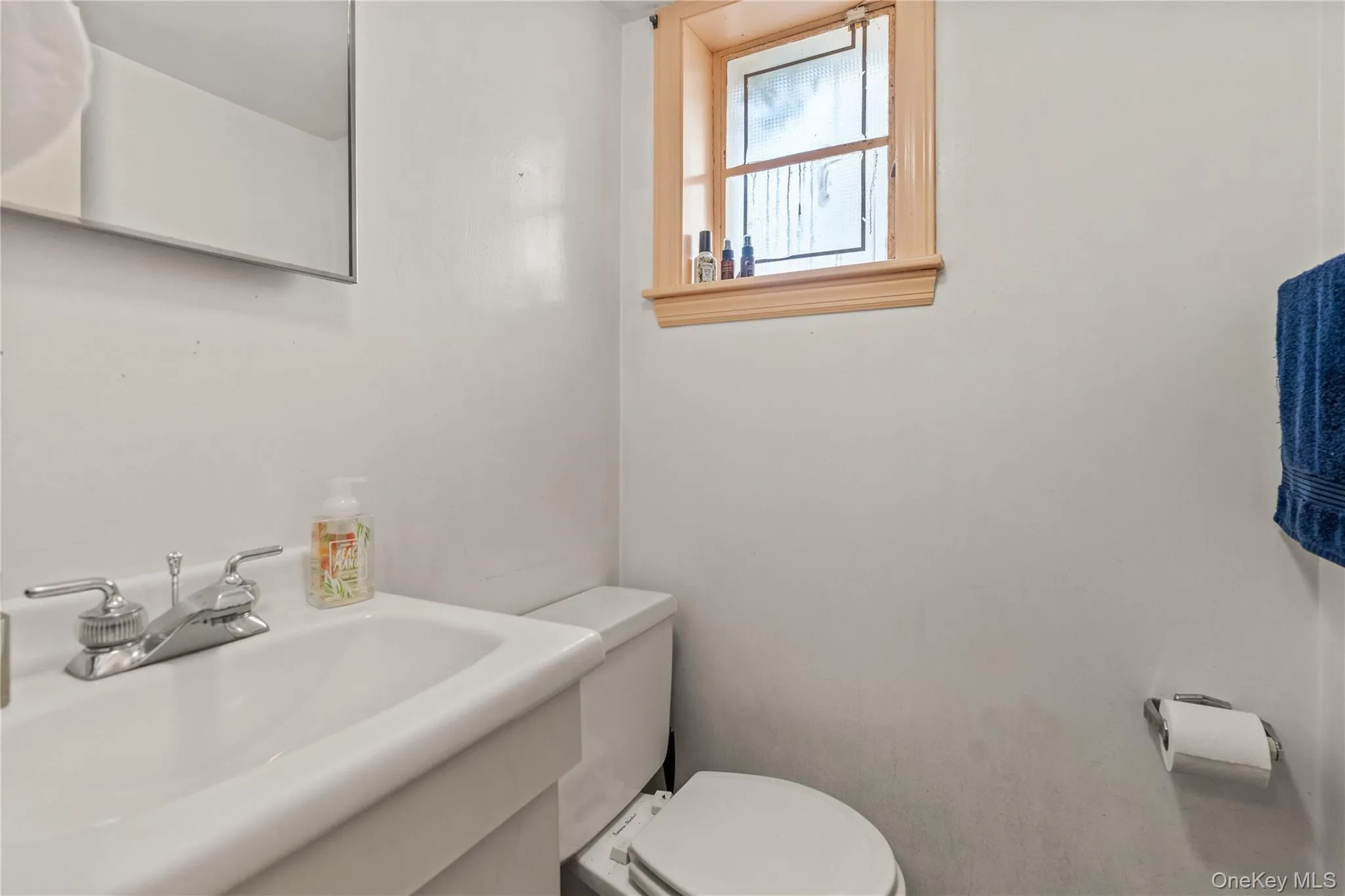18 Devon Road, Yonkers, NY, 5 Bedrooms Bedrooms, 8 Rooms Rooms,2 BathroomsBathrooms,Residential,For Rent,Devon,0,979152 18 Devon Road, Yonkers, NY, 5 Bedrooms Bedrooms, 8 Rooms Rooms,2 BathroomsBathrooms,Residential,For Rent,Devon,0,979152