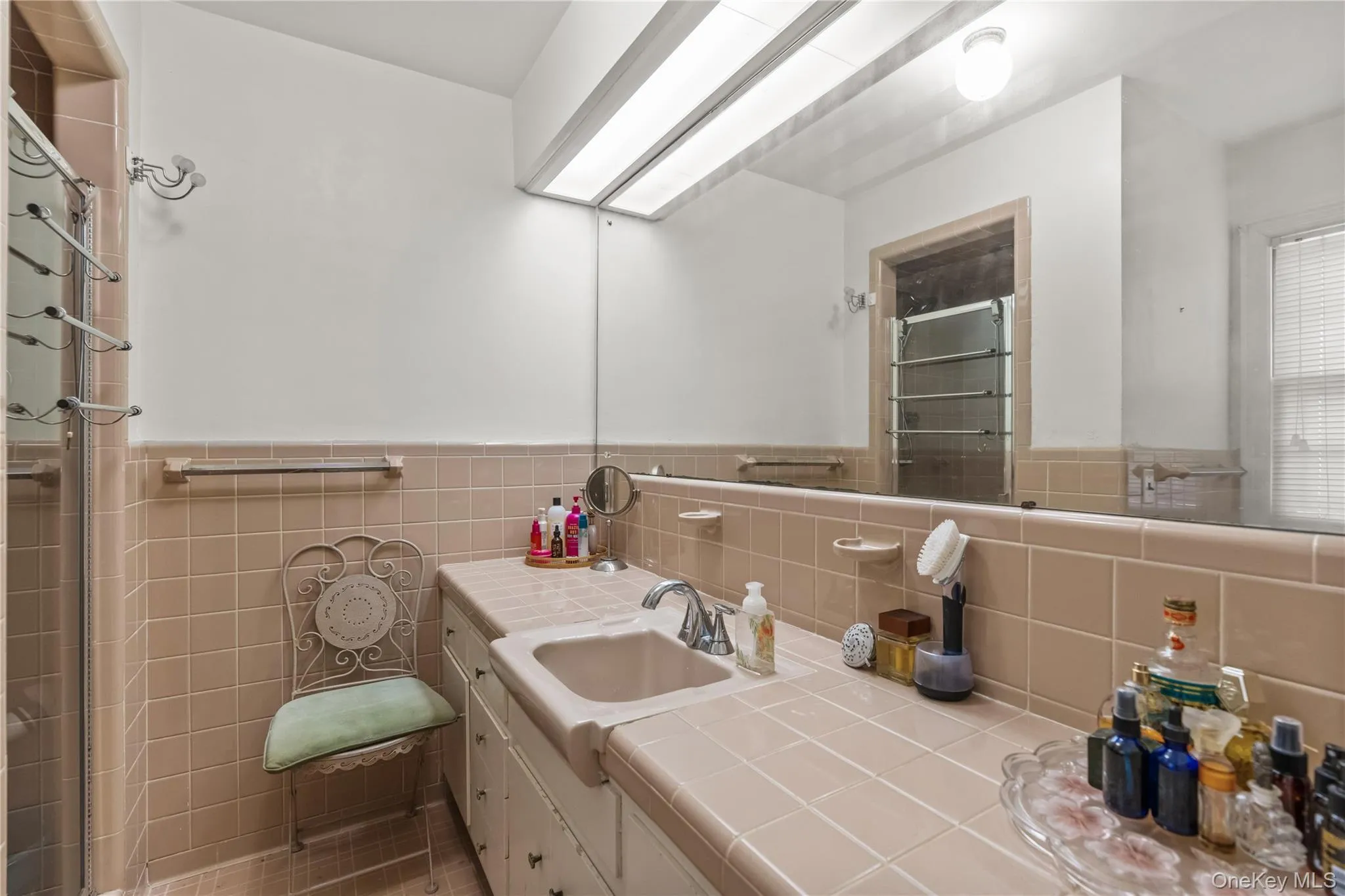 18 Devon Road, Yonkers, NY, 5 Bedrooms Bedrooms, 8 Rooms Rooms,2 BathroomsBathrooms,Residential,For Rent,Devon,0,979152 18 Devon Road, Yonkers, NY, 5 Bedrooms Bedrooms, 8 Rooms Rooms,2 BathroomsBathrooms,Residential,For Rent,Devon,0,979152