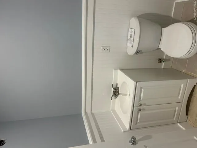 Bathroom Bathroom
