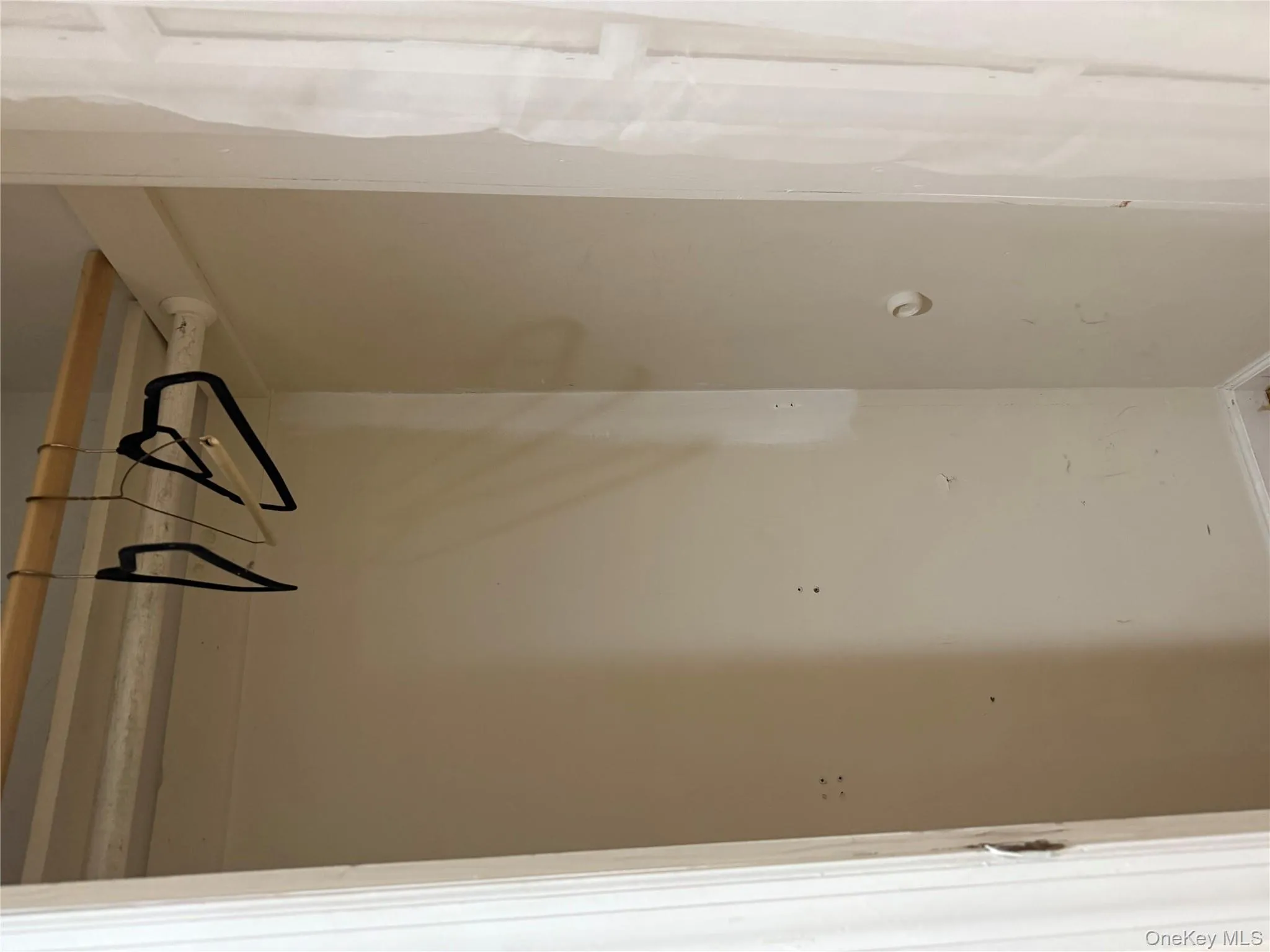 250 Rutherford Avenue, Oyster Bay, NY, 4 Bedrooms Bedrooms, 6 Rooms Rooms,2 BathroomsBathrooms,Residential Lease,For Rent,Rutherford,0,979164 250 Rutherford Avenue, Oyster Bay, NY, 4 Bedrooms Bedrooms, 6 Rooms Rooms,2 BathroomsBathrooms,Residential Lease,For Rent,Rutherford,0,979164