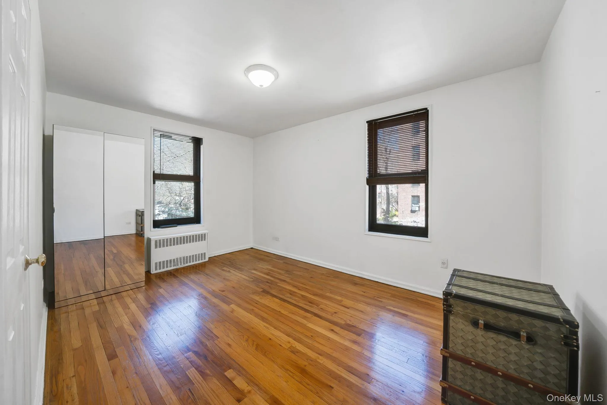 BR 1 with HW Floors BR 1 with HW Floors
