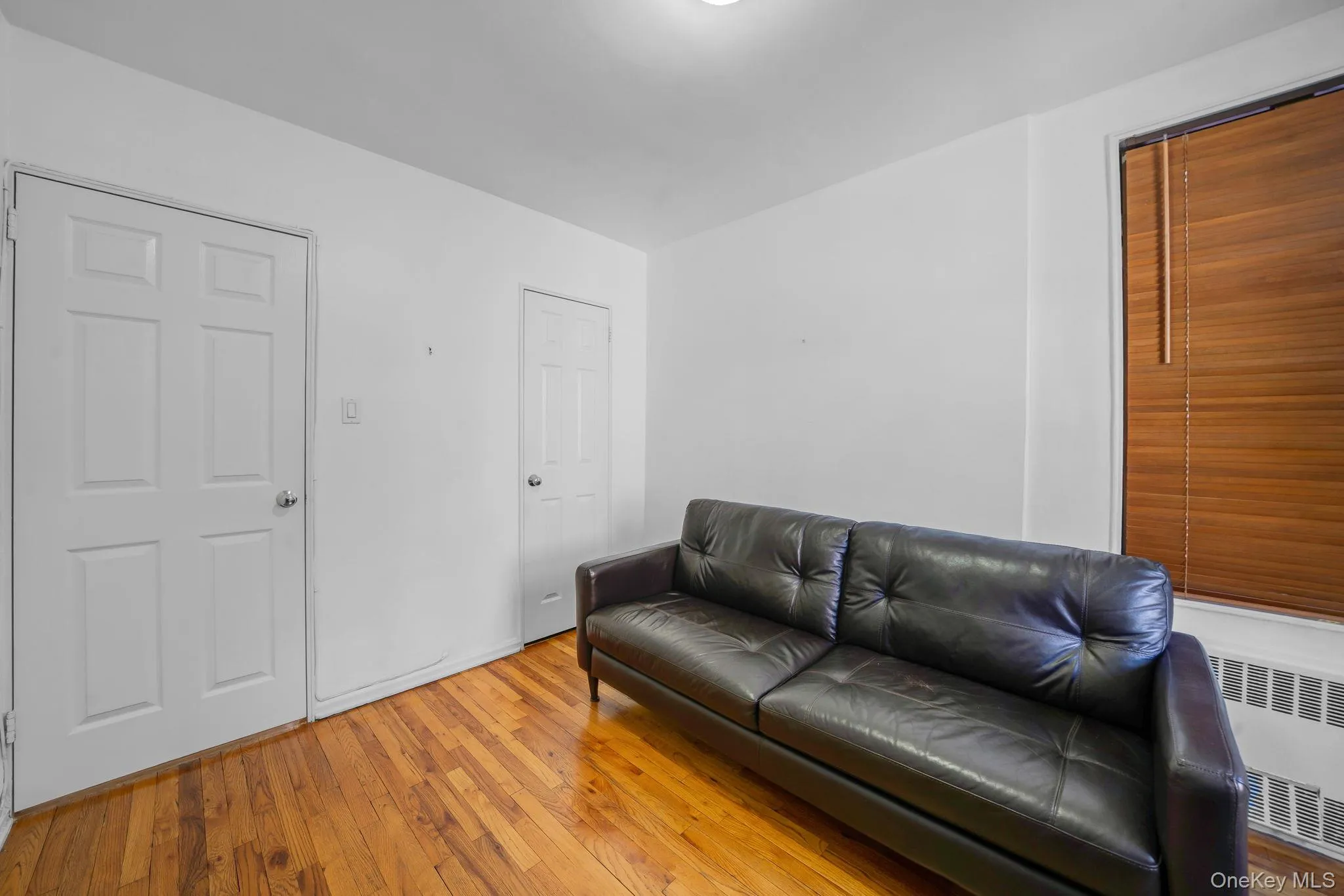 BR 2 with HW Floors BR 2 with HW Floors