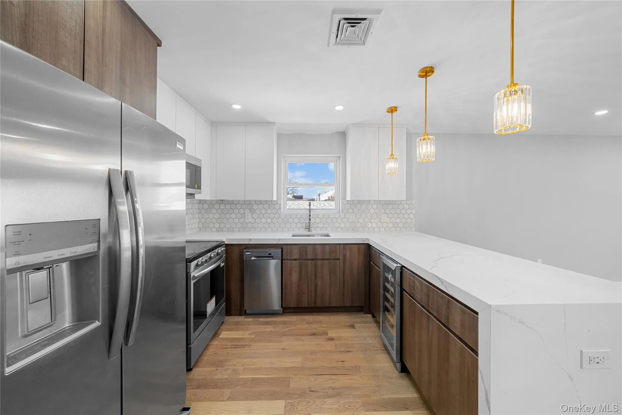 21916 141st Avenue, New York, NY, 4 Bedrooms Bedrooms, 6 Rooms Rooms,2 BathroomsBathrooms,Residential Lease,For Rent,141st,0,979171 21916 141st Avenue, New York, NY, 4 Bedrooms Bedrooms, 6 Rooms Rooms,2 BathroomsBathrooms,Residential Lease,For Rent,141st,0,979171