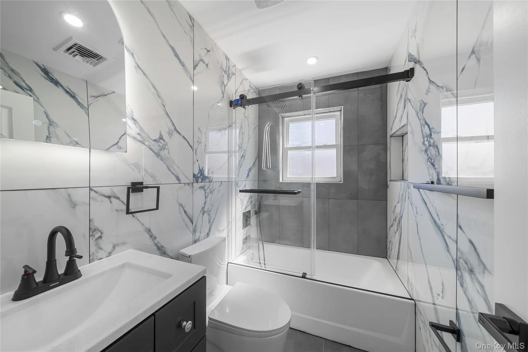 21916 141st Avenue, New York, NY, 4 Bedrooms Bedrooms, 6 Rooms Rooms,2 BathroomsBathrooms,Residential Lease,For Rent,141st,0,979171 21916 141st Avenue, New York, NY, 4 Bedrooms Bedrooms, 6 Rooms Rooms,2 BathroomsBathrooms,Residential Lease,For Rent,141st,0,979171