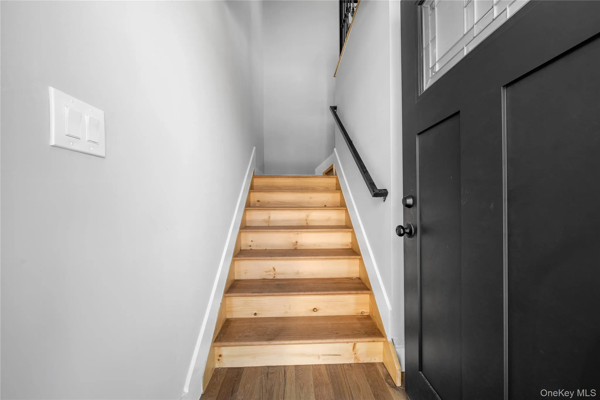 21916 141st Avenue, New York, NY, 4 Bedrooms Bedrooms, 6 Rooms Rooms,2 BathroomsBathrooms,Residential Lease,For Rent,141st,0,979171 21916 141st Avenue, New York, NY, 4 Bedrooms Bedrooms, 6 Rooms Rooms,2 BathroomsBathrooms,Residential Lease,For Rent,141st,0,979171