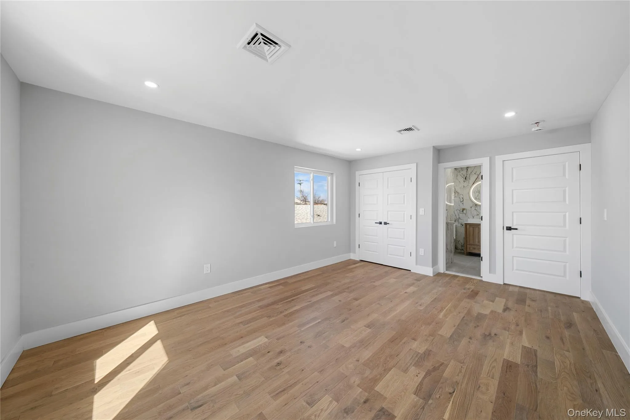 21916 141st Avenue, New York, NY, 4 Bedrooms Bedrooms, 6 Rooms Rooms,2 BathroomsBathrooms,Residential Lease,For Rent,141st,0,979171 21916 141st Avenue, New York, NY, 4 Bedrooms Bedrooms, 6 Rooms Rooms,2 BathroomsBathrooms,Residential Lease,For Rent,141st,0,979171