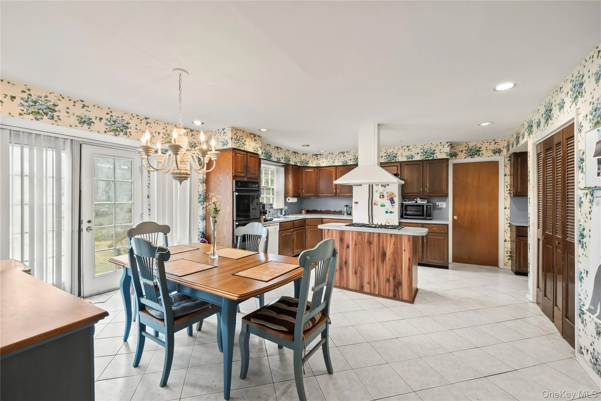 13 Beaumont Drive, Clarkstown, NY, 5 Bedrooms Bedrooms, 15 Rooms Rooms,3 BathroomsBathrooms,Residential,For Rent,Beaumont,0,979179 13 Beaumont Drive, Clarkstown, NY, 5 Bedrooms Bedrooms, 15 Rooms Rooms,3 BathroomsBathrooms,Residential,For Rent,Beaumont,0,979179