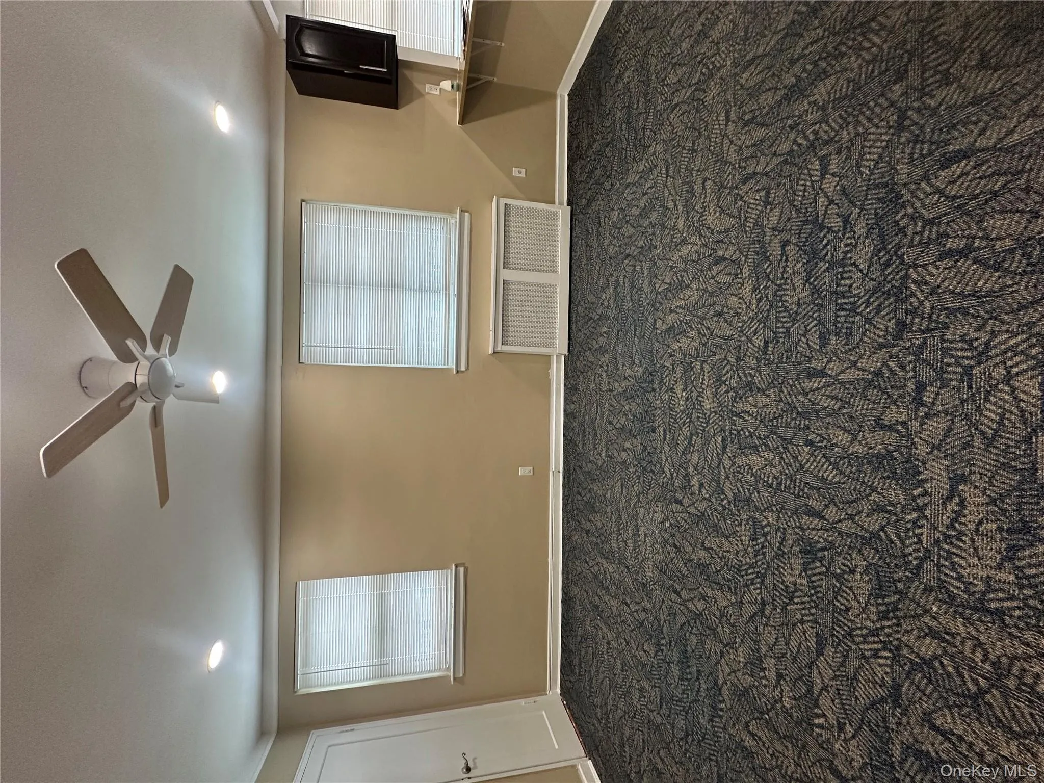 7205 Little Neck Parkway, New York, NY, 2 Bedrooms Bedrooms, 4 Rooms Rooms,1 BathroomBathrooms,Residential Lease,For Rent,Little Neck,0,979181 7205 Little Neck Parkway, New York, NY, 2 Bedrooms Bedrooms, 4 Rooms Rooms,1 BathroomBathrooms,Residential Lease,For Rent,Little Neck,0,979181