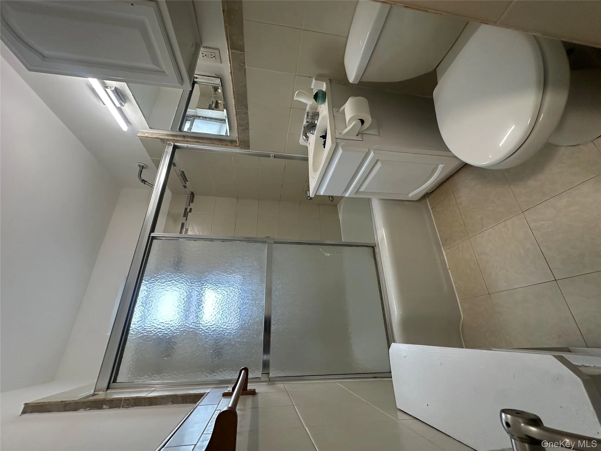 7205 Little Neck Parkway, New York, NY, 2 Bedrooms Bedrooms, 4 Rooms Rooms,1 BathroomBathrooms,Residential Lease,For Rent,Little Neck,0,979181 7205 Little Neck Parkway, New York, NY, 2 Bedrooms Bedrooms, 4 Rooms Rooms,1 BathroomBathrooms,Residential Lease,For Rent,Little Neck,0,979181