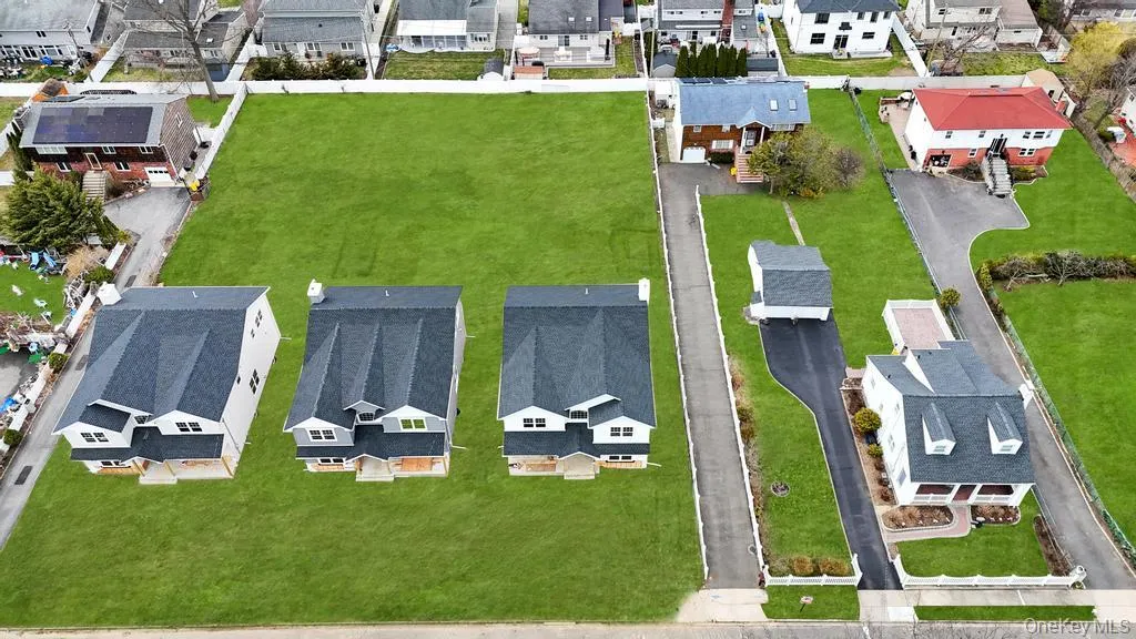 89 west Avenue, Oyster Bay, NY, 5 Bedrooms Bedrooms, 10 Rooms Rooms,4 BathroomsBathrooms,Residential,For Rent,west,0,979182 89 west Avenue, Oyster Bay, NY, 5 Bedrooms Bedrooms, 10 Rooms Rooms,4 BathroomsBathrooms,Residential,For Rent,west,0,979182