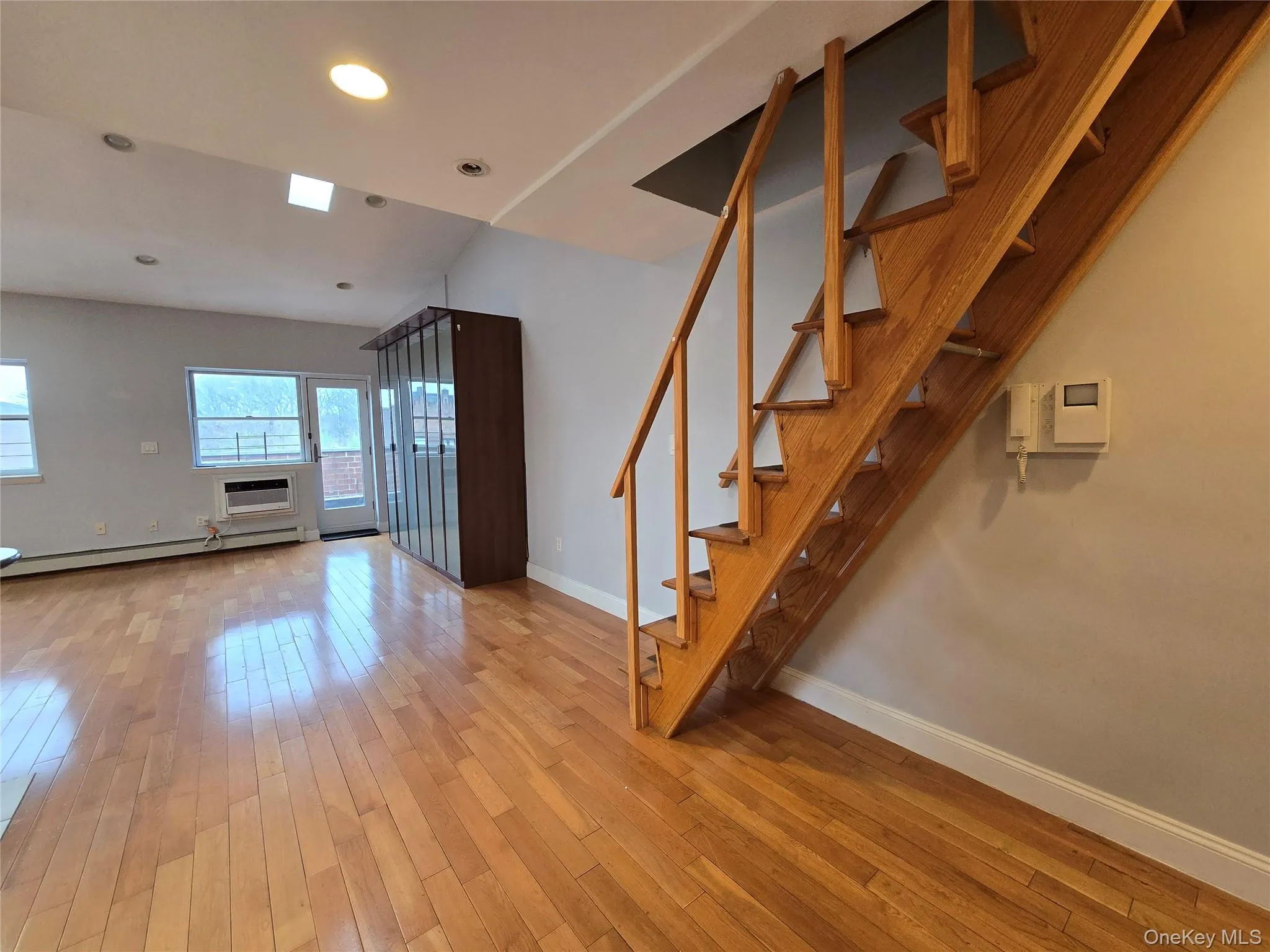8371 116th Street, New York, NY, 1 Bedroom Bedrooms, 4 Rooms Rooms,1 BathroomBathrooms,Residential Lease,For Rent,116th,0,979184 8371 116th Street, New York, NY, 1 Bedroom Bedrooms, 4 Rooms Rooms,1 BathroomBathrooms,Residential Lease,For Rent,116th,0,979184