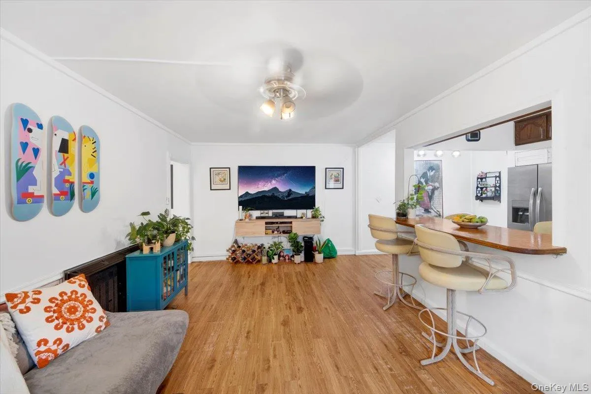 2630 Kingsbridge Terrace, New York, NY, 3 Bedrooms Bedrooms, 7 Rooms Rooms,2 BathroomsBathrooms,Residential Lease,For Rent,Kingsbridge,0,979191 2630 Kingsbridge Terrace, New York, NY, 3 Bedrooms Bedrooms, 7 Rooms Rooms,2 BathroomsBathrooms,Residential Lease,For Rent,Kingsbridge,0,979191