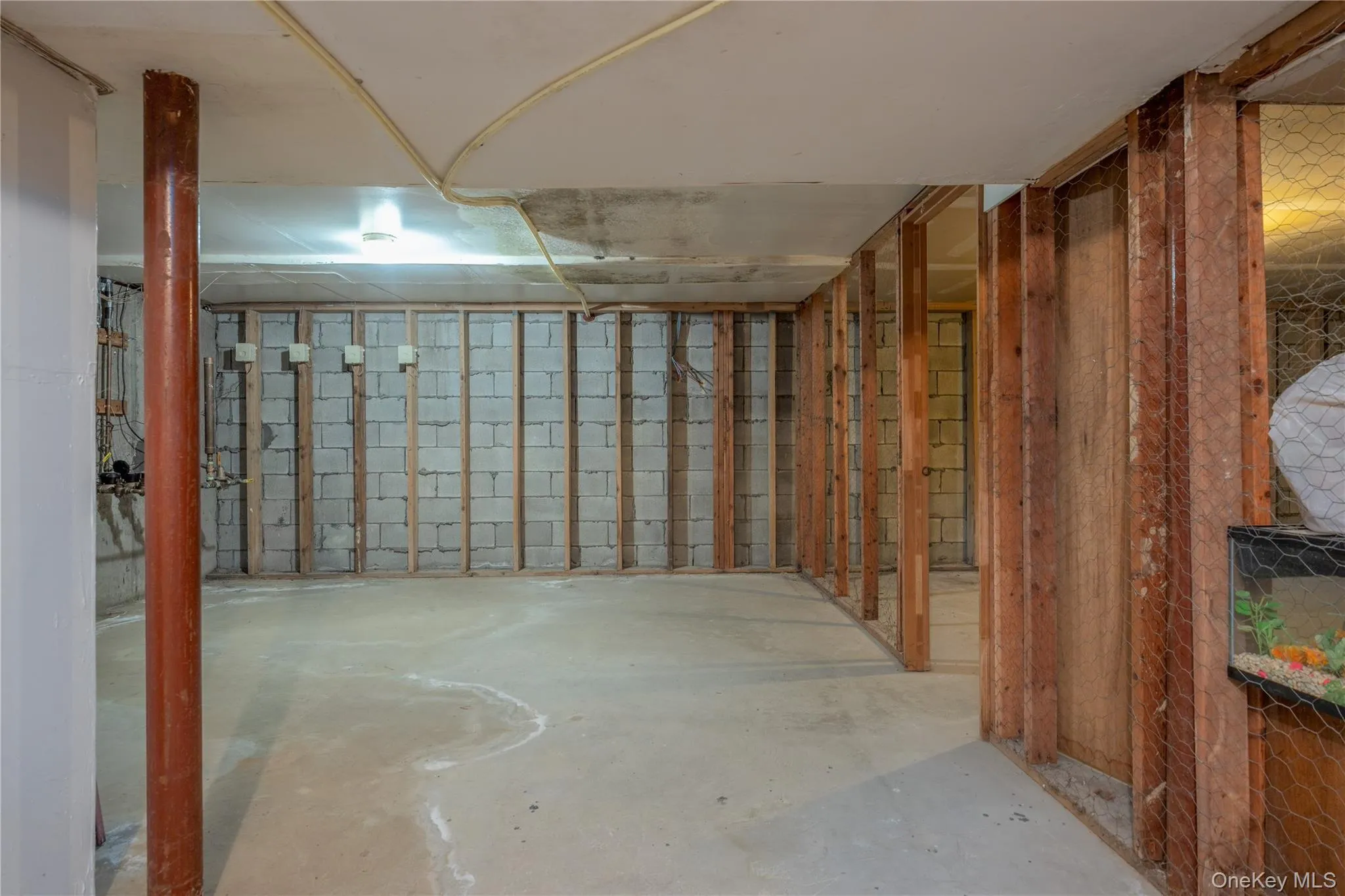 Large storage unit Large storage unit
