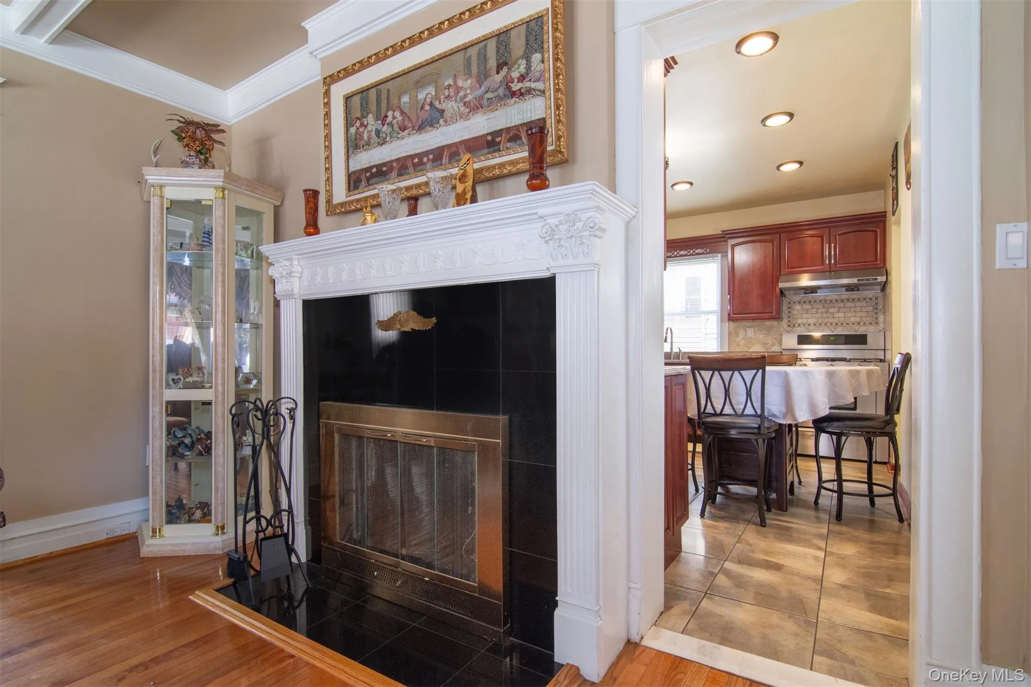 Dining room Fireplace Dining room Fireplace