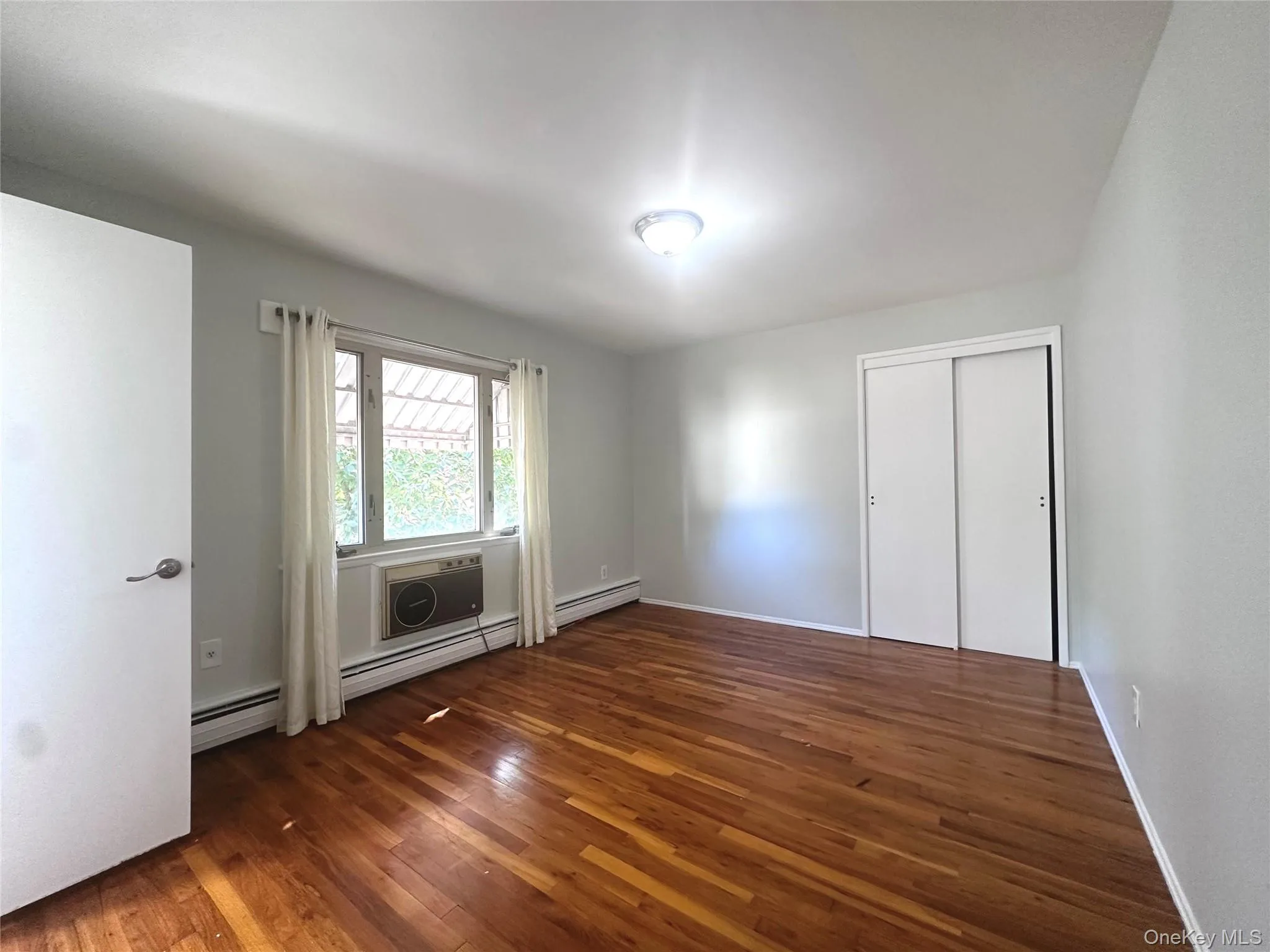 141- 33 255th Street, New York, NY, 3 Bedrooms Bedrooms, 6 Rooms Rooms,1 BathroomBathrooms,Residential Lease,For Rent,255th,0,979202 141- 33 255th Street, New York, NY, 3 Bedrooms Bedrooms, 6 Rooms Rooms,1 BathroomBathrooms,Residential Lease,For Rent,255th,0,979202