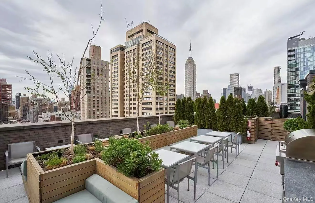 591 3rd Avenue, New York, NY, 3 Bedrooms Bedrooms, 8 Rooms Rooms,2 BathroomsBathrooms,Residential,For Rent,3rd,0,979217 591 3rd Avenue, New York, NY, 3 Bedrooms Bedrooms, 8 Rooms Rooms,2 BathroomsBathrooms,Residential,For Rent,3rd,0,979217